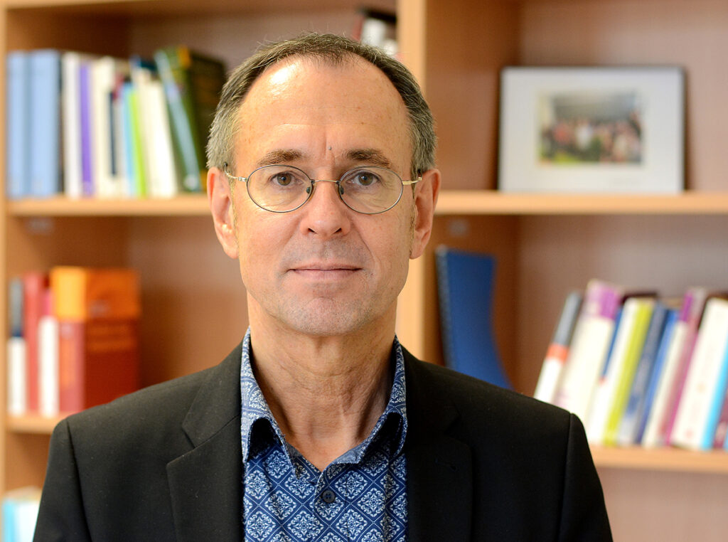 Bild der Person: Professor Dr. Andreas Zick, Direktor des Instituts für interdisziplinäre Konflikt- und Gewaltforschung (IKG) der Universität Bielefeld