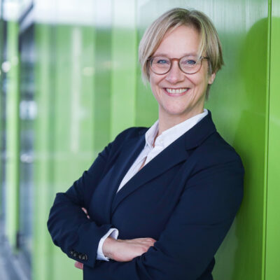 Photo of Professor Dr Angelika Epple
