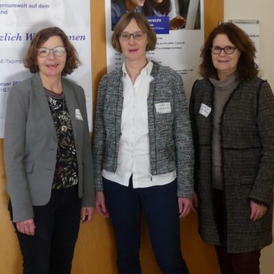 Professorin Dr. Anna-Maria Kamin, Professorin Dr. Heike M. Buhl und Professorin Dr. Dorothee M. Meister haben den Einsatz digitaler Medien untersucht.