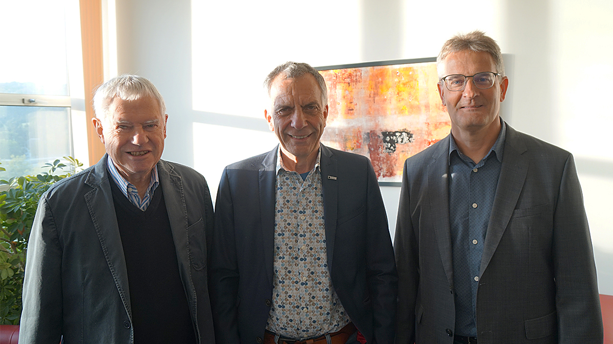 Professor Dr Alfred Pühler, Rector Professor Dr.-Ing. Gerhard Sagerer, and Professor Dr Alexander Sczyrba.
