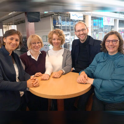 Gruppenbild: Joana Cholin, Petra Wagner, Sina Zarrieß, Hendrik Buschmeier und Jutta Hartmann (v.l.)