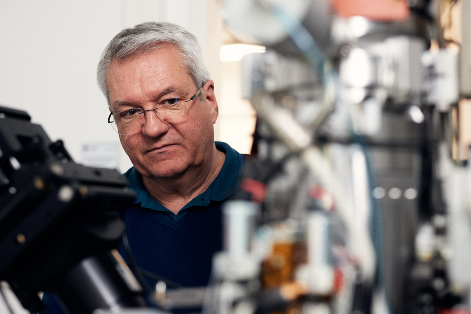 Prof. Dr. Andreas Hütten