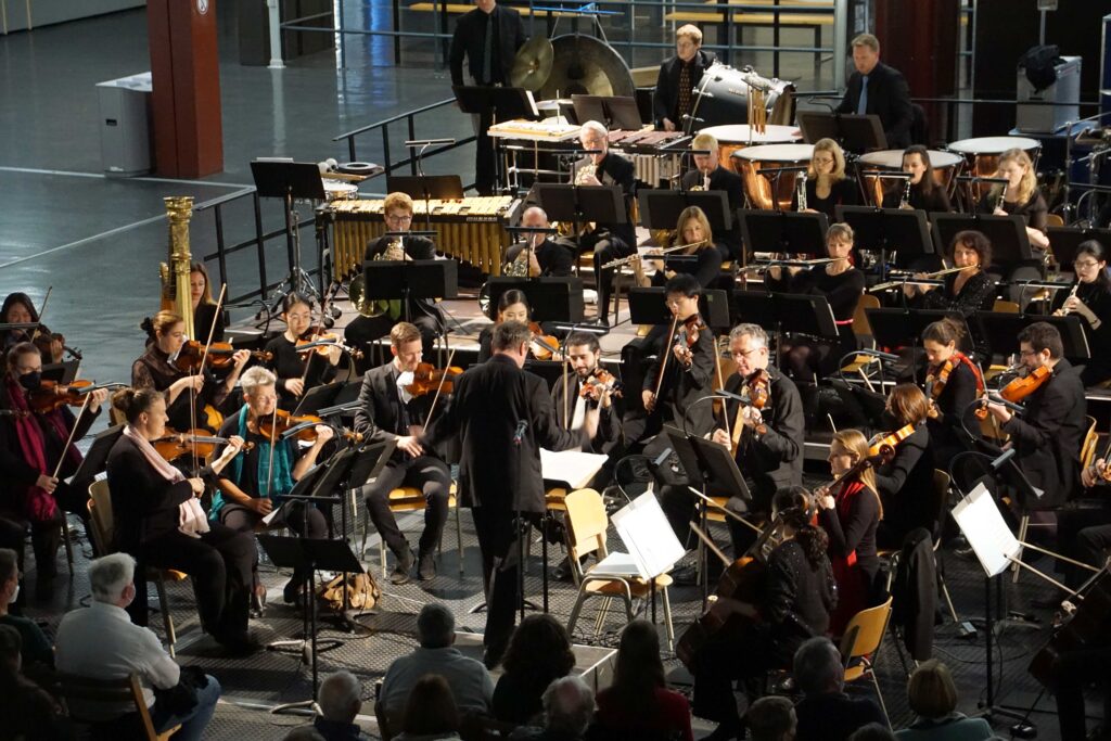 Bielefelder Philharmoniker beim Semestereröffnungskonzert in der Unihalle