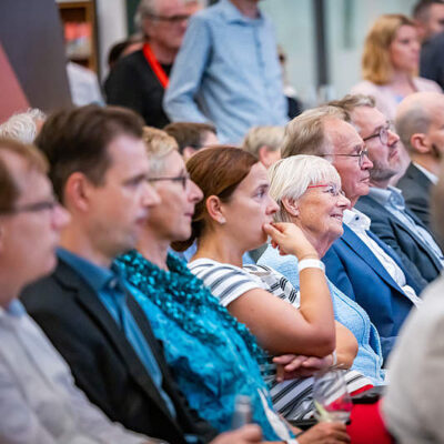 Publikum in der Wissenswerkstadt, Blick in Sitzreihe