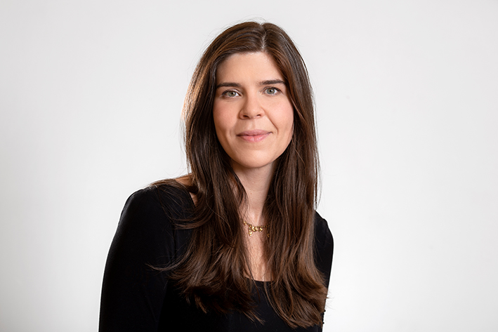 Portraitfoto Dr. Elisabeth Becker-Topkara 