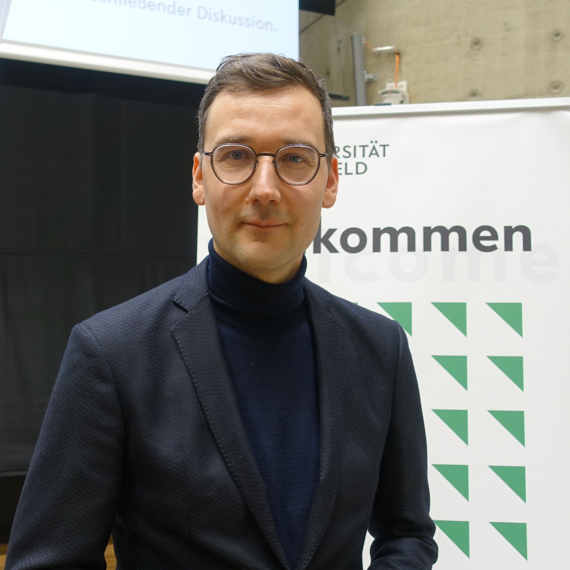 Portrait Alejandro Esguerra 