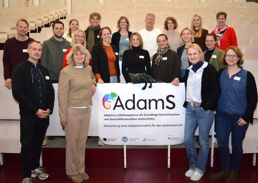 Zum Auftakt des Verbundforschungsprojektes AdamS trafen sich die Wissenschaftler*innen aus Bielefeld, Köln und Paderborn in der Universität Bielefeld.