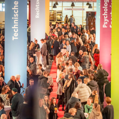 Uni-Halle am Tag für Absolvent*innen