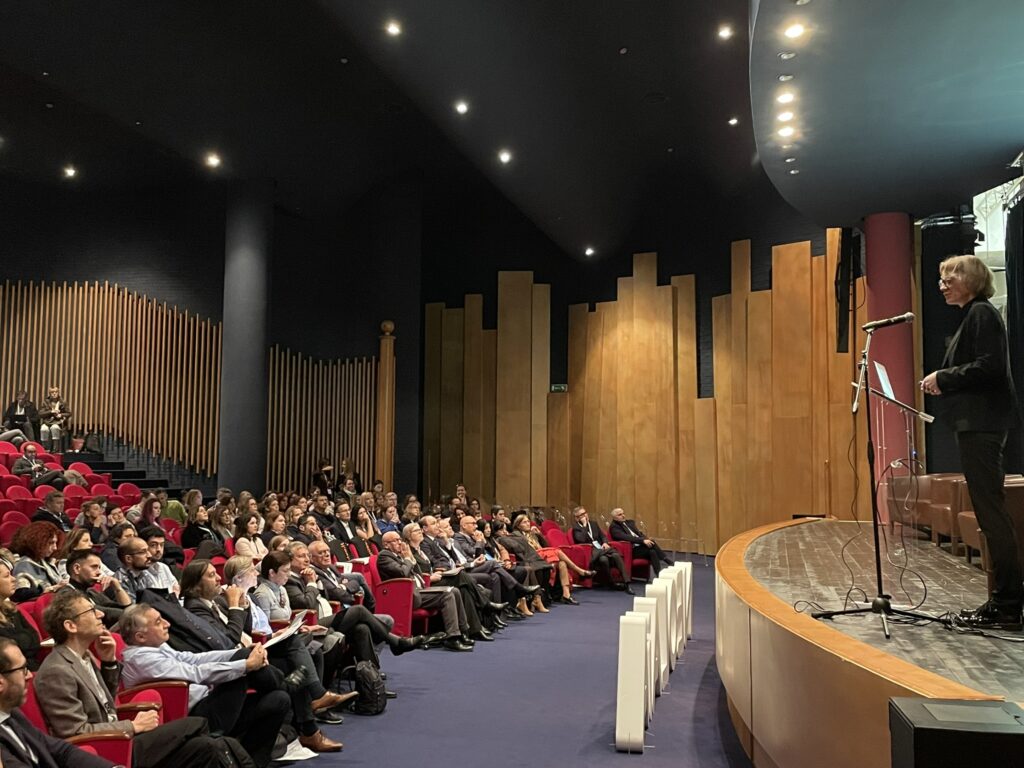 Professorin Dr. Michaela Vogt, Prorektorin für Internationales, Diversität und Gesellschaft, berichtete über Fortschritte der Allianz an der Universität Bielefeld.