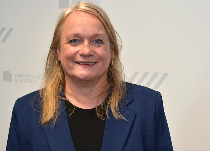Portrait Prof'in Hennig-Fast